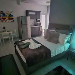 Urban One @ Roosevelt 457 Apartment San Juan